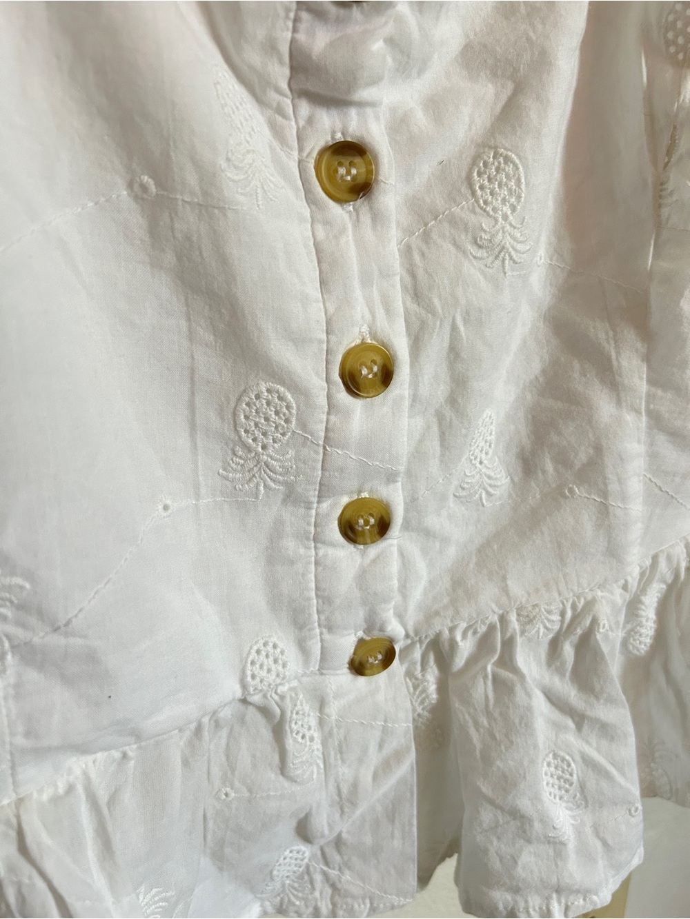 Japna White Eyelet Button-Front Shell - Picture 2 of 3